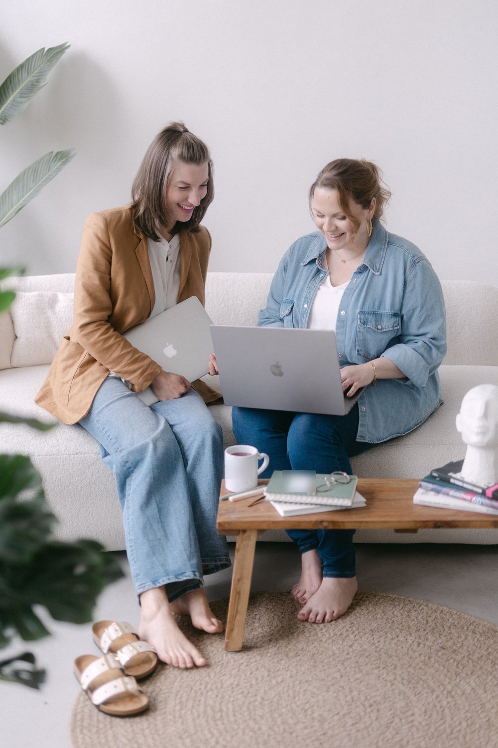 Julia und Stephanie arbeiten gemeinsam an Frauen mit Plan B